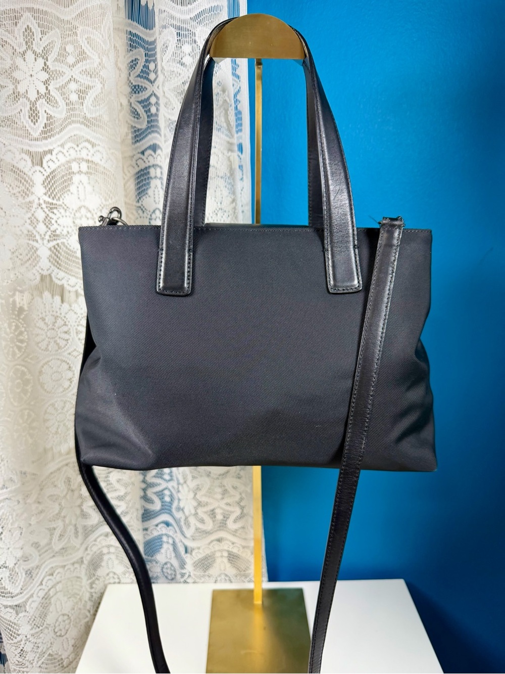 Coach Mercer Satchel No. 7400
 7.5 in H x 10.5 in L